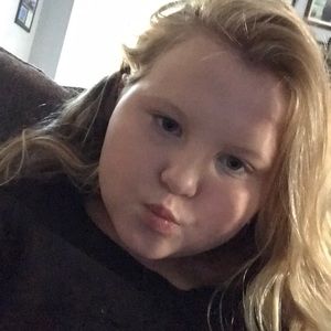 Meet your Posher, Kylie